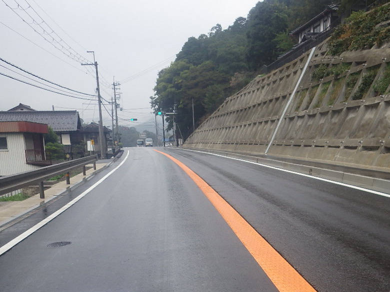 国道9号下小田大山地区歩道整備工事